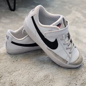 Kids Nike White and Black Athletic Shoes